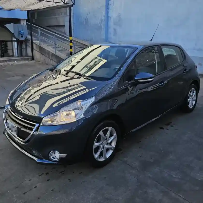 Peugeot 208 1.5 Allure Touchscreen 2016 - foto 1