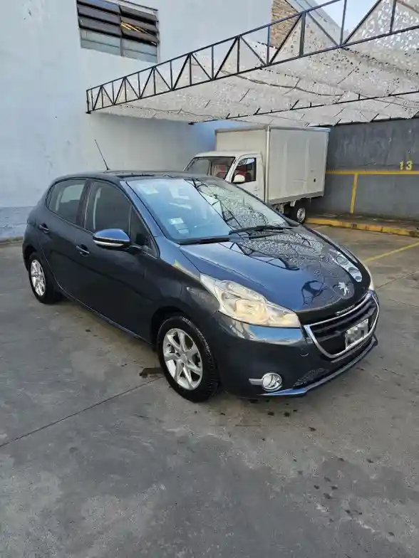 Peugeot 208 1.5 Allure Touchscreen 2016 - foto 3