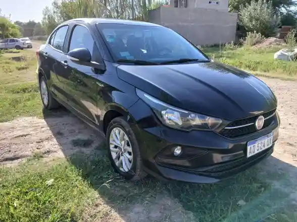 Fiat Cronos 1.3 Gse Drive Pack Conectividad 2019 - foto 2