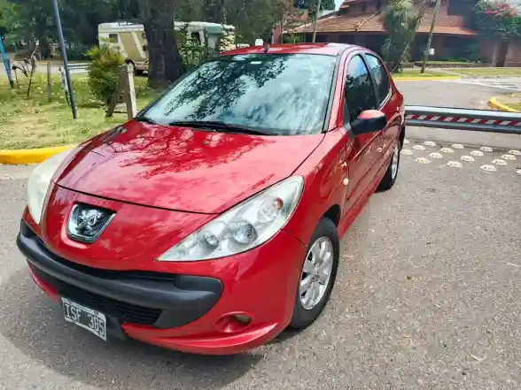 Peugeot 207 Compact 1.9 Xsd 2010 - foto 1