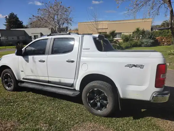 Chevrolet S-10 2.8 High Country Cd Tdci 200Cv 4X4 At 2018 - foto 5