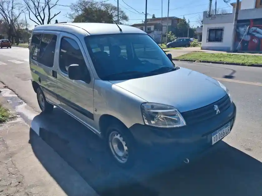 Peugeot Partner 1.6 Hdi Furgon Confort 92 5As 2018 - foto 4