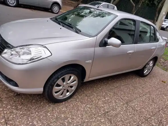 Renault Symbol 1.6 Sl Connection 16 V 2012 - foto 1