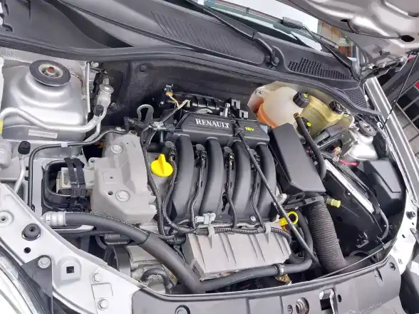 Renault Symbol 1.6 Sl Connection 16 V 2012 - foto 3
