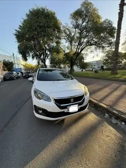 Peugeot 308 1.6 Active 2015 - foto 2