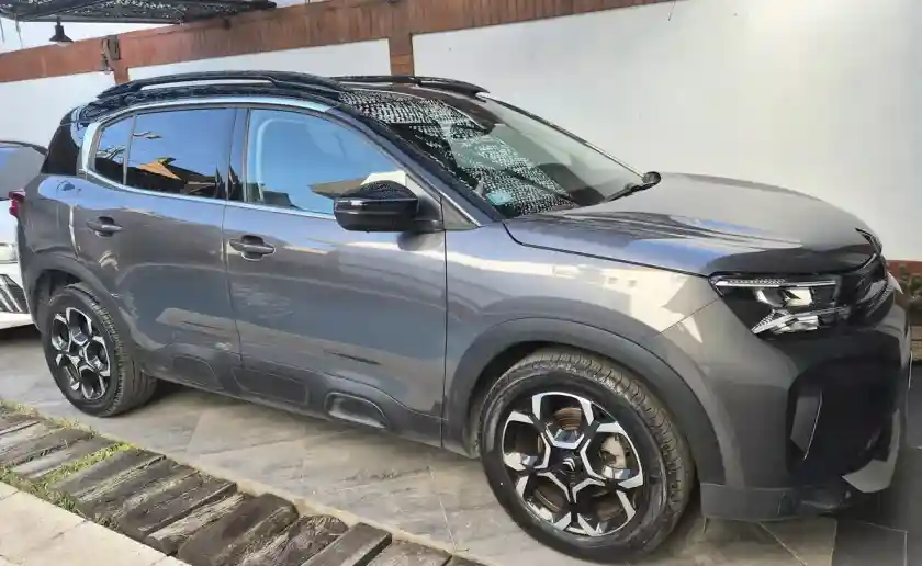 Citroën C5 Aircross 1.6 Thp Eat6 Feel Pack 2023 - foto 1