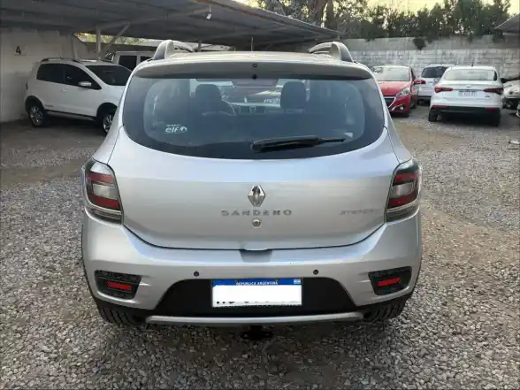 Renault Sandero Stepway 1.6 Privilege 105Cv 2018 - foto 4