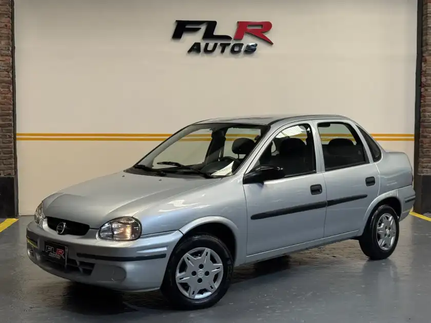 Chevrolet Corsa Classic 1.6 Gl Aa Dh 4P 2005 - foto 1