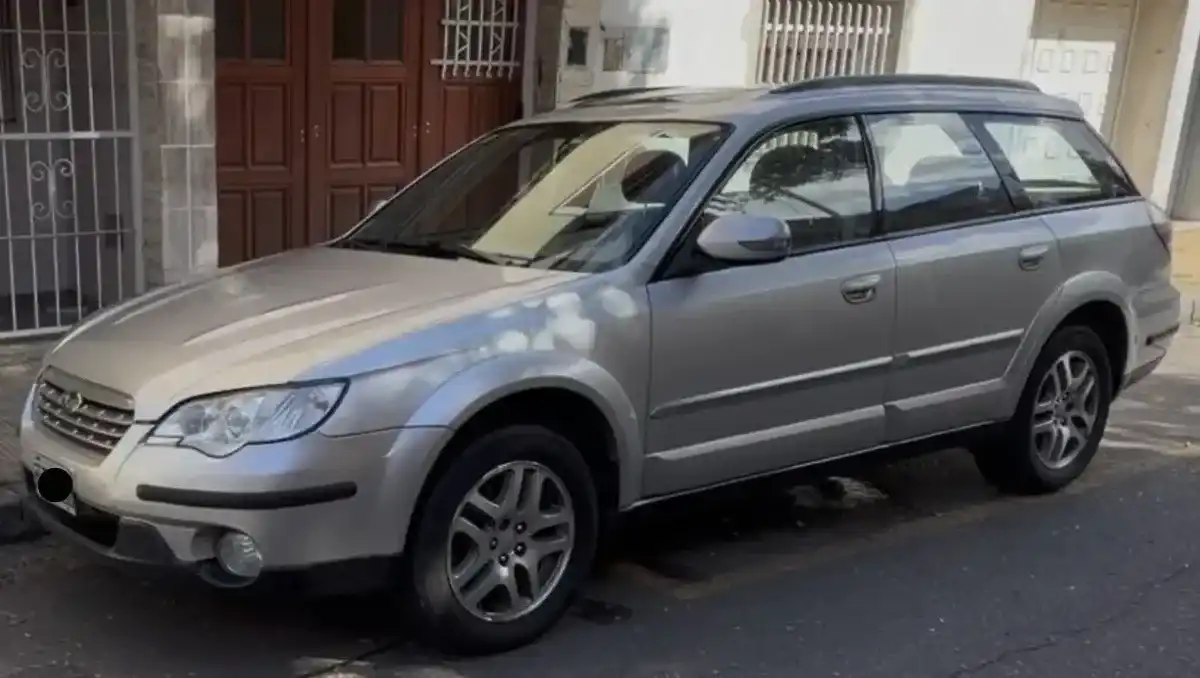 Subaru Outback 2007 - foto 1