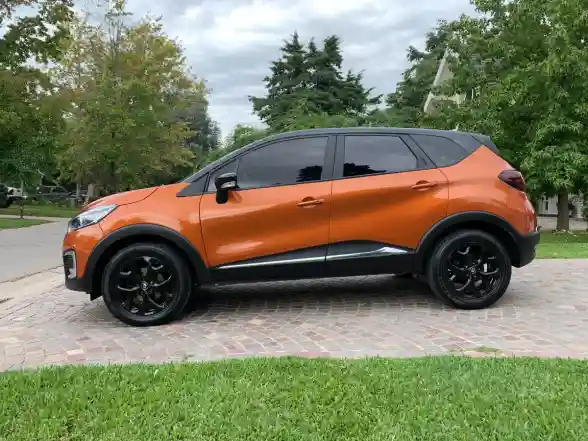 Renault Captur 2.0 Intens 2018 - foto 1