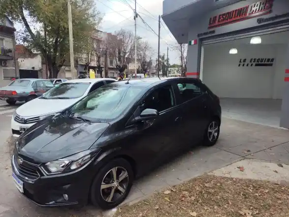 Chevrolet Onix 1.4 Ltz At 98Cv 2018 - foto 4