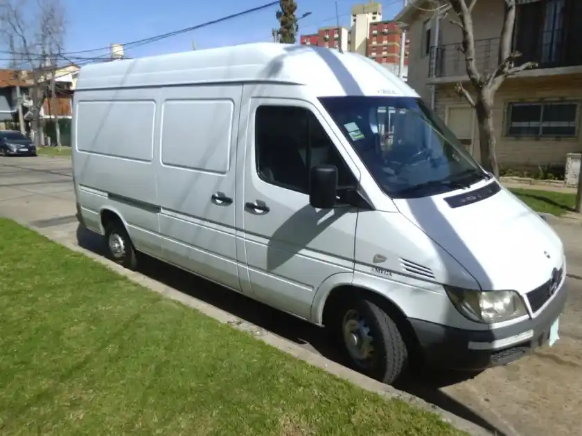Mercedes-Benz Sprinter 2.1 313 Furgon 3550 Te V2 (G32A6) 2009 - foto 2