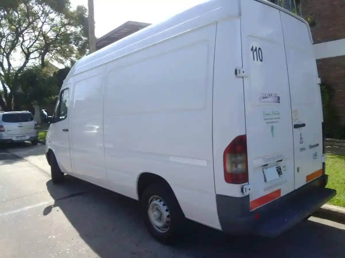 Mercedes-Benz Sprinter 2.1 313 Furgon 3550 Te V2 (G32A6) 2009 - foto 5