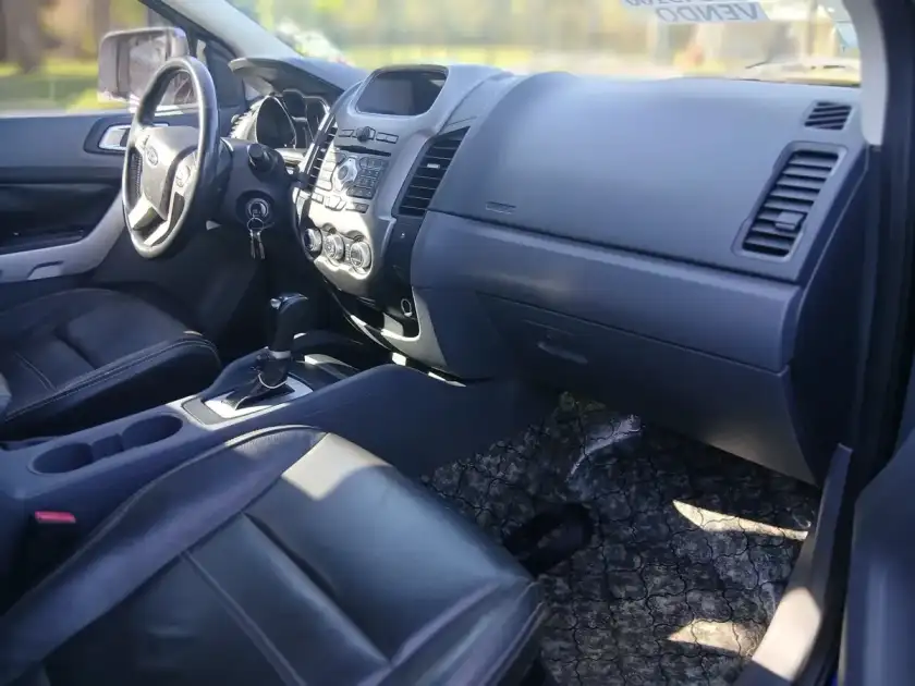Ford Ranger 3.2 Cd 4X4 Limited Tdci 200Cv At 2013 - foto 4