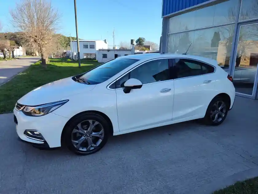 Chevrolet Cruze 5 1.4 Lt Mt 5P 2018 - foto 1