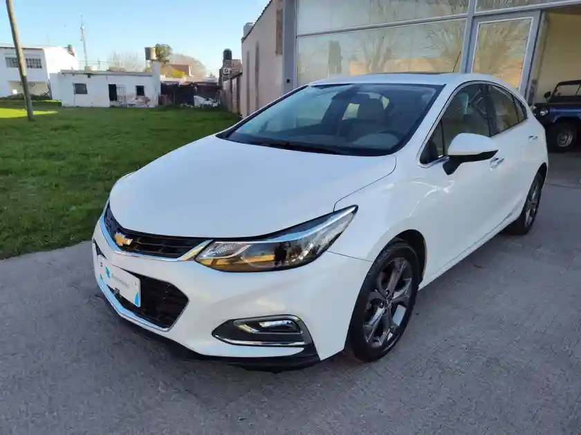 Chevrolet Cruze 5 1.4 Lt Mt 5P 2018 - foto 3