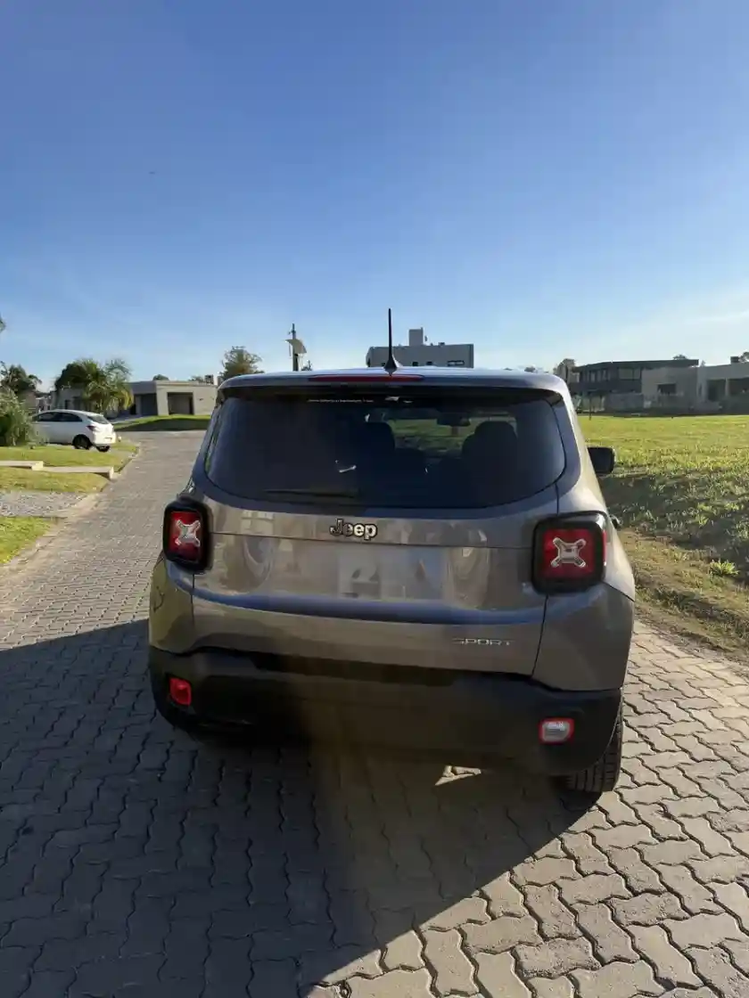 Jeep Renegade 1.8 Sport 2018 - foto 4