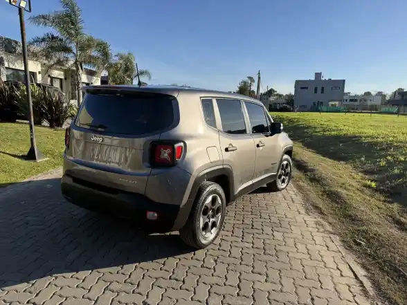 Jeep Renegade 1.8 Sport 2018 - foto 5
