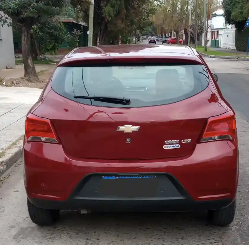 Chevrolet Onix 1.4 Ltz 98Cv 2017 - foto 4