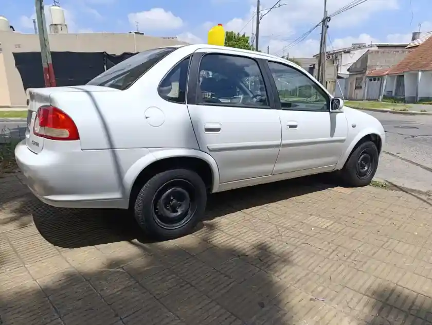 Chevrolet Classic 1.4 Ls Pack 2012 - foto 3