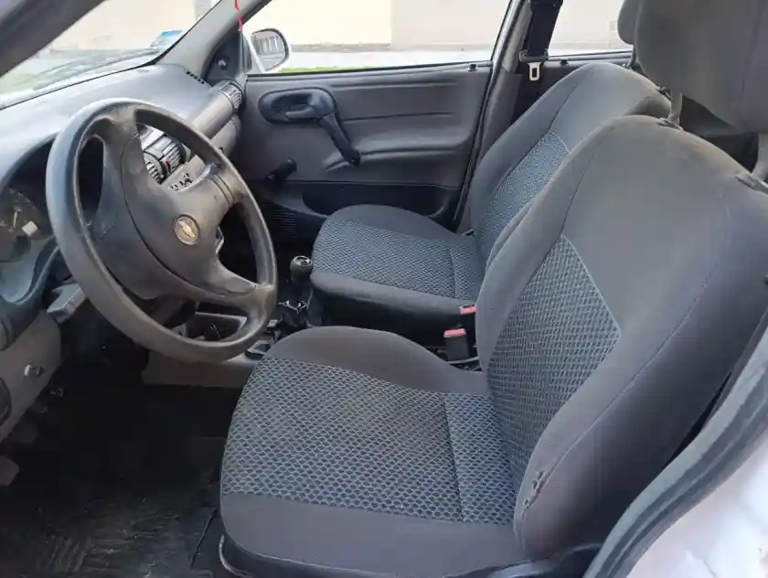 Chevrolet Classic 1.4 Ls Pack 2012 - foto 4