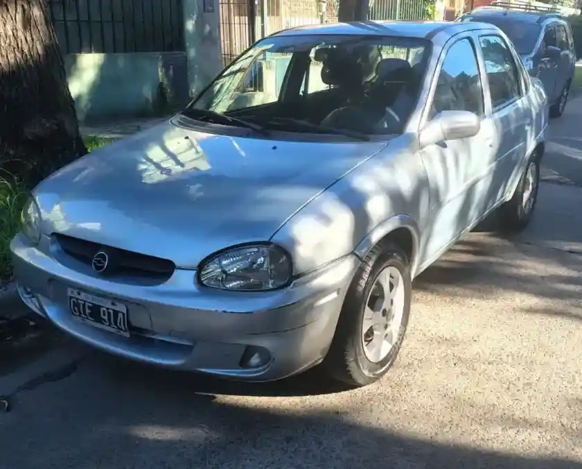 Chevrolet Corsa Classic 1.6 Gl Aa Super 2007 - foto 1