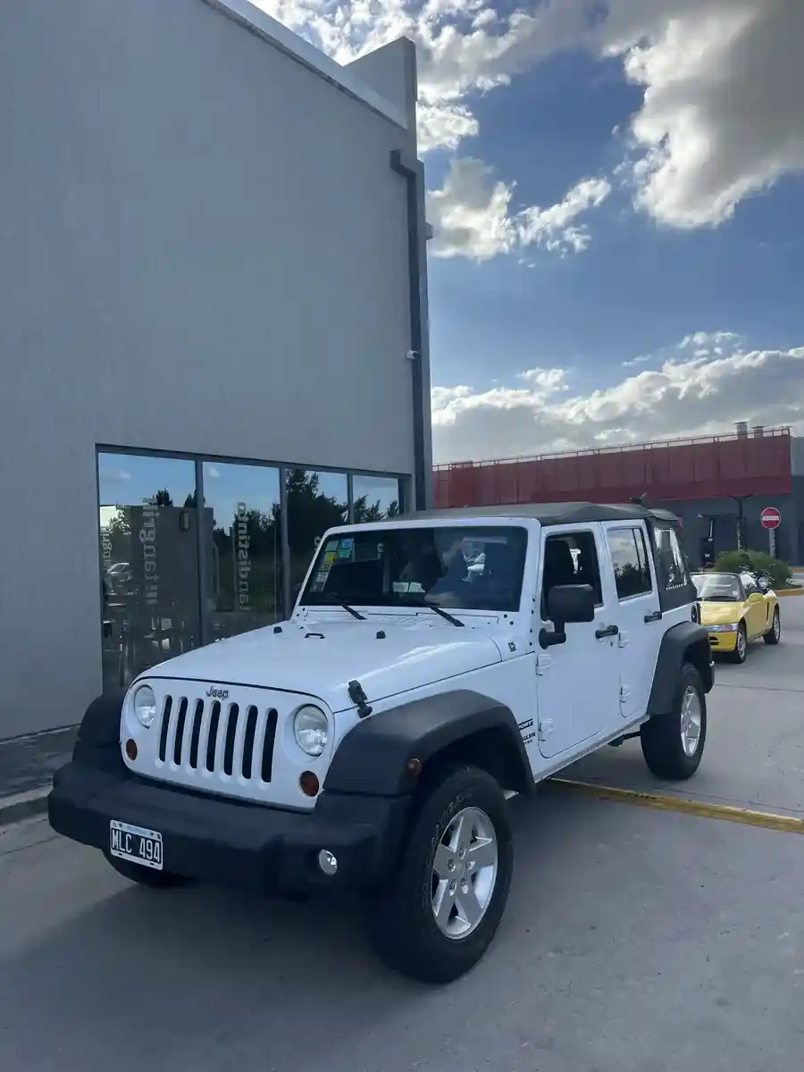 Jeep Wrangler 3.6 Unlimited 284Hp Atx 2013 - foto 1