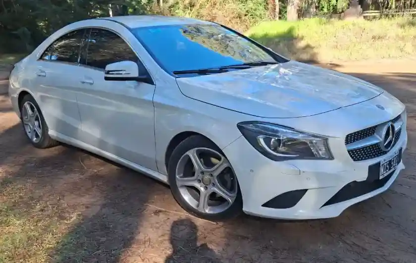 Mercedes-Benz Clase Cla 1.6 Cla200 Coupe Urban 156Cv At 2013 - foto 4