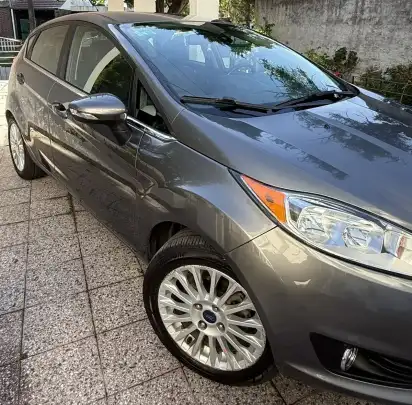 Ford Fiesta Kinetic 1.6 Titanium Powershift 120Cv 2013 - foto 1