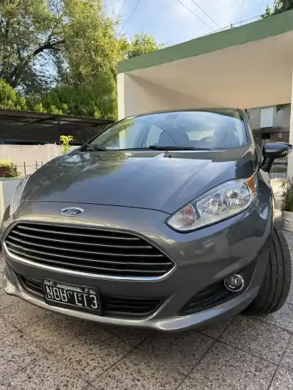 Ford Fiesta Kinetic 1.6 Titanium Powershift 120Cv 2013 - foto 2