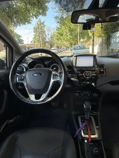 Ford Fiesta Kinetic 1.6 Titanium Powershift 120Cv 2013 - foto 5