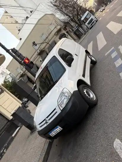 Citroën Berlingo Furgon 1.6 Hdi 92 Bussines 2018 - foto 3