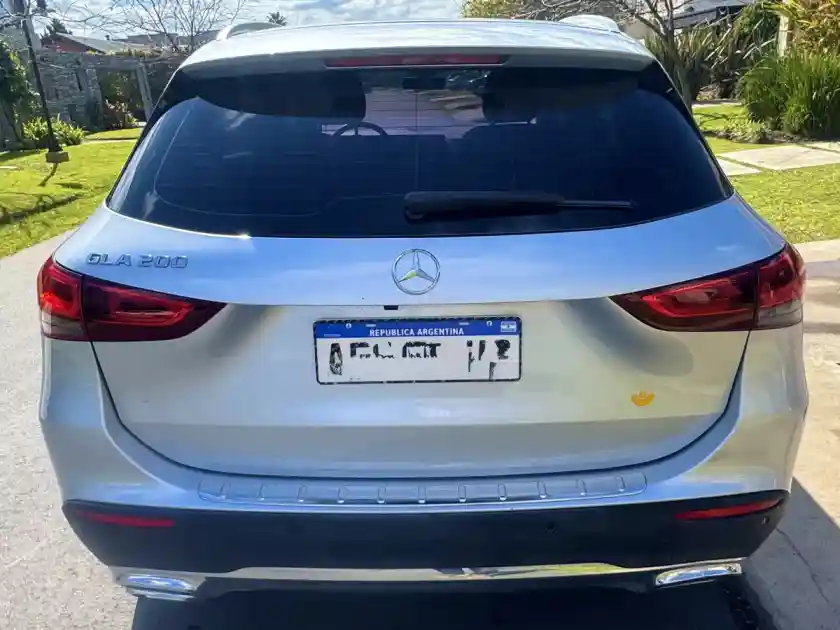 Mercedes-Benz Clase Gla 1.6 Gla200 Urban 156Cv 2020 - foto 4