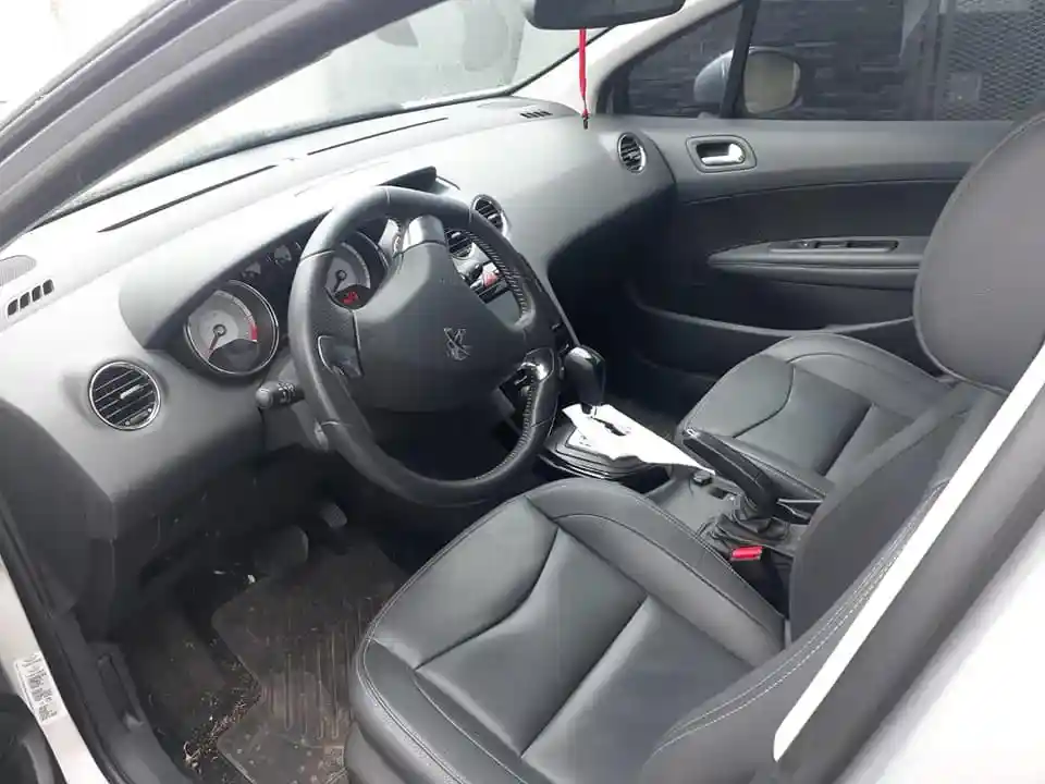 Peugeot 308 1.6 Feline Thp 165Cv Tiptronic 2018 - foto 3