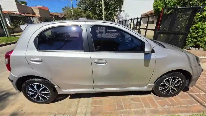 Toyota Etios 1.5 Xls At 2018 - foto 5