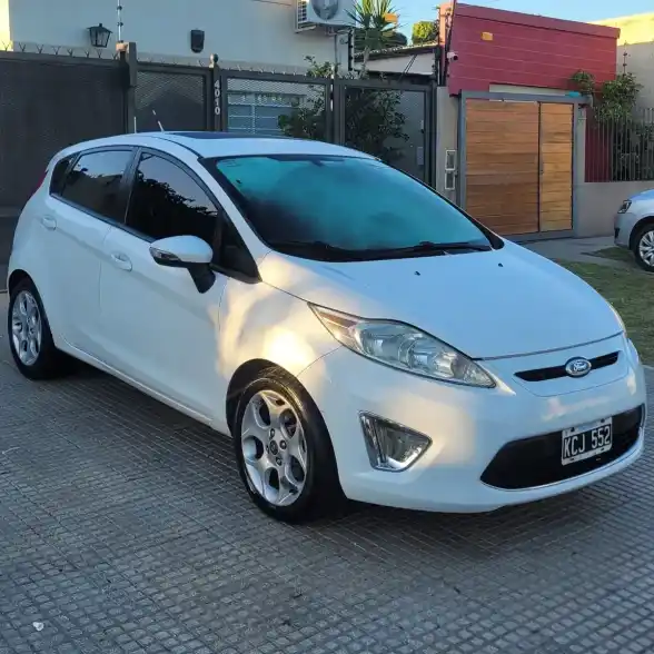 Ford Fiesta Kinetic 1.6 Design 120Cv Titanium 2011 - foto 3