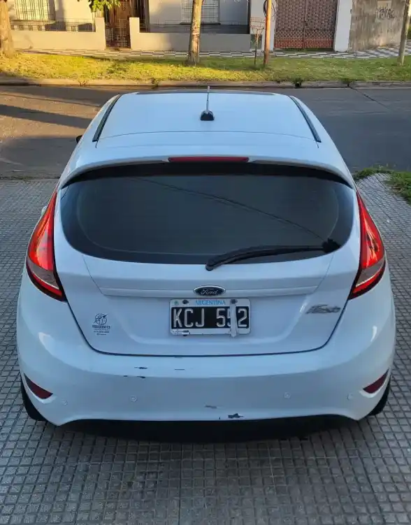 Ford Fiesta Kinetic 1.6 Design 120Cv Titanium 2011 - foto 5