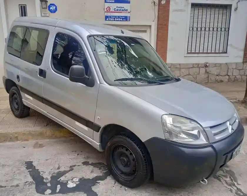 Citroën Berlingo Furgon 1.4 Pack 75Cv Am53 2012 - foto 3