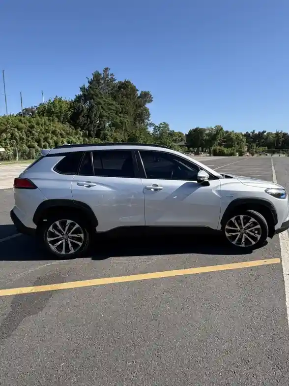Toyota Corolla Cross 1.8 Xei Ecvt 2022 - foto 4