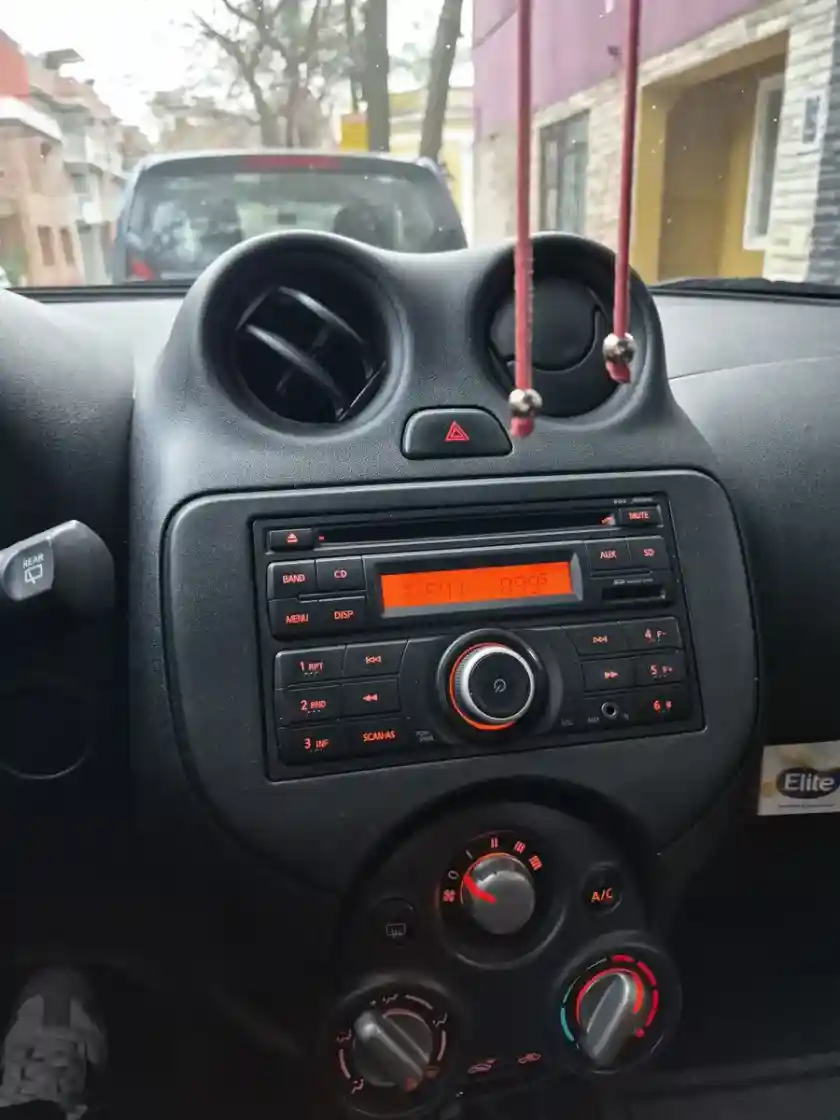 Nissan March Active Pure Drive 2016 - foto 5