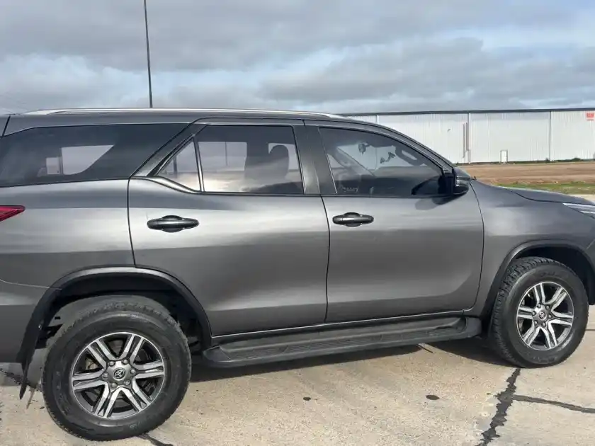 Toyota Sw4 2.8 Sr 204Cv 4X4 7As At 2021 - foto 2