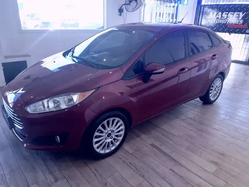 Ford Fiesta Kinetic 1.6 Sedan Se Plus 120Cv 2017 - foto 1