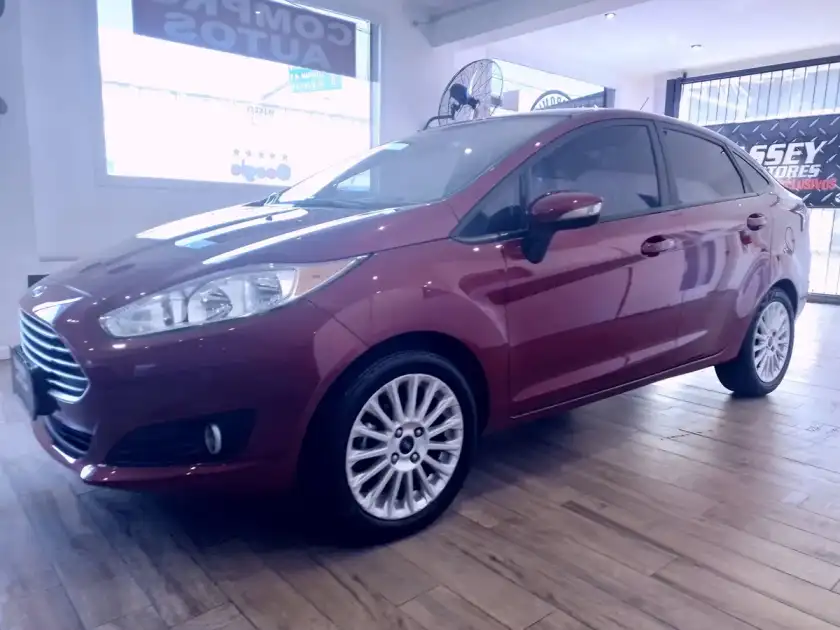 Ford Fiesta Kinetic 1.6 Sedan Se Plus 120Cv 2017 - foto 3