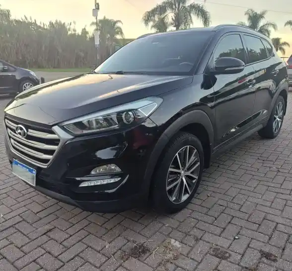 Hyundai Tucson 2017 - foto 1