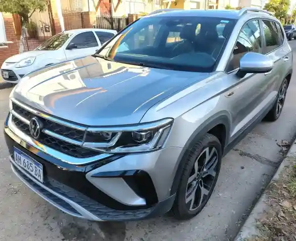 Volkswagen Taos 2025 - foto 1