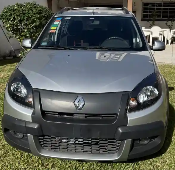 Renault Sandero Stepway 1.6 Expression Abs 105Cv 2013 - foto 3