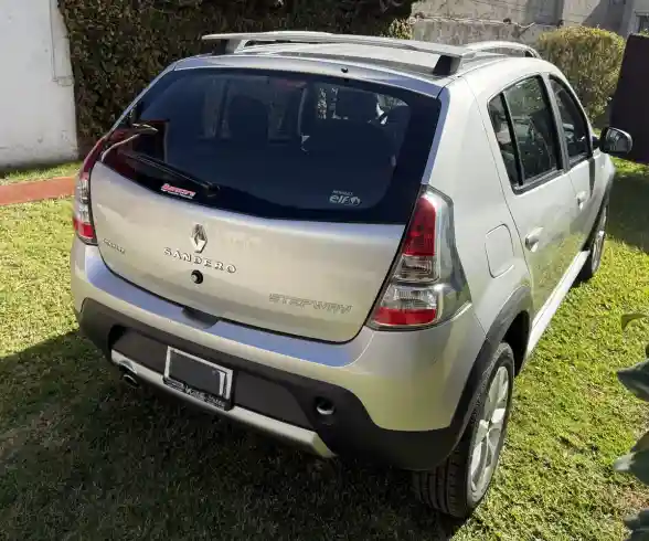 Renault Sandero Stepway 1.6 Expression Abs 105Cv 2013 - foto 4