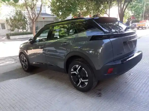 Peugeot 2008 1.2 Gt 2025 - foto 2