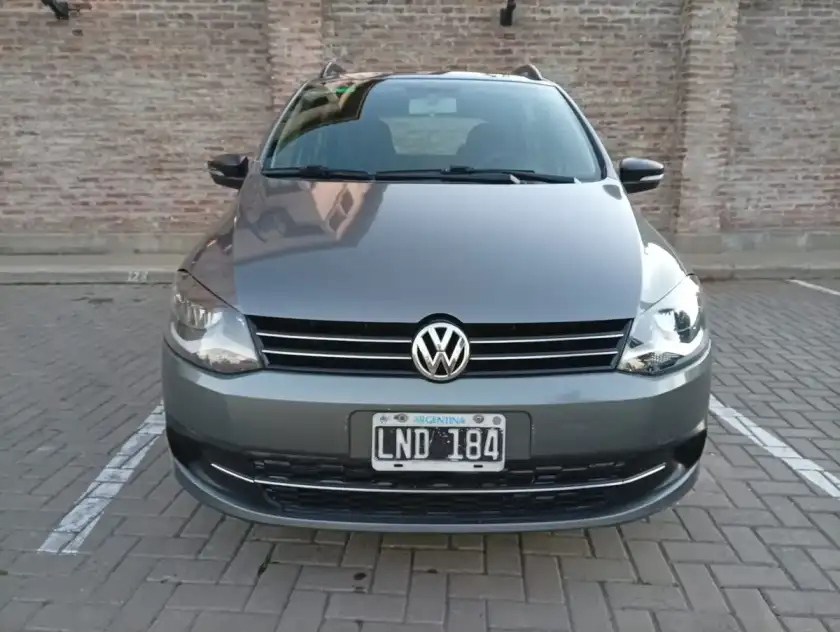 Volkswagen Suran 1.6 Trendline 11B 2012 - foto 2