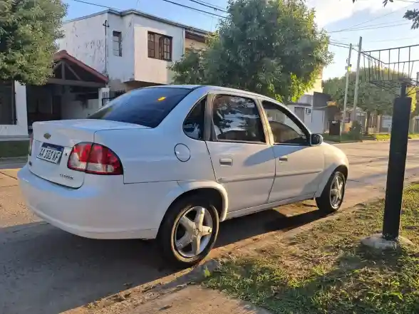 Chevrolet Classic 1.4 Sedan Ls Pack 2016 - foto 5